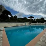 펜션 Le Chambord Stylish 2-bedroom With Breathtaking View In Antibes! *