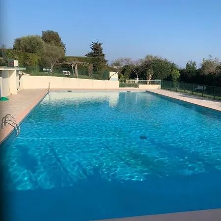 Le Chambord Stylish 2-bedroom With Breathtaking View In Antibes!