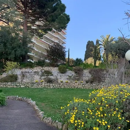 Le Chambord Stylish 2-bedroom With Breathtaking View In Antibes!