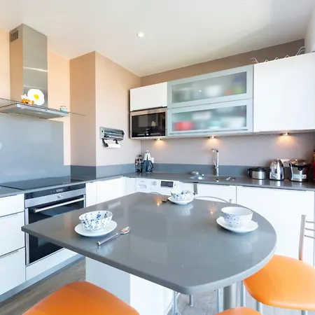 Le Chambord Stylish 2-bedroom With Breathtaking View In Antibes! 昂蒂布