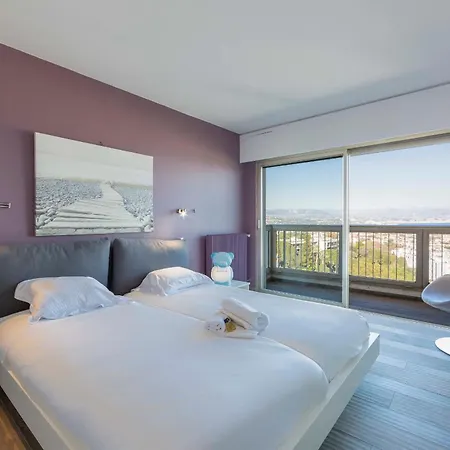 度假居 Le Chambord Stylish 2-bedroom With Breathtaking View In Antibes! 昂蒂布