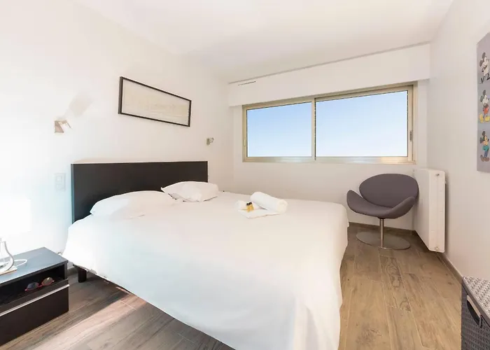 Tatil Evi Le Chambord Stylish 2-bedroom With Breathtaking View In Antibes! *